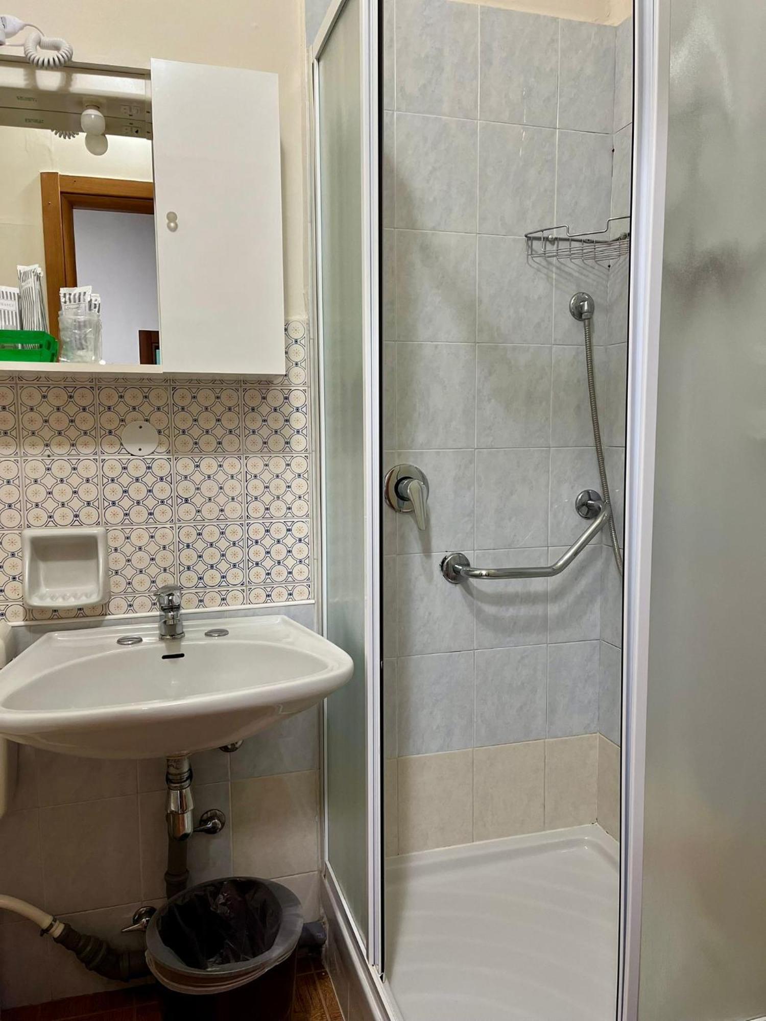 Hotel Benaco Mavras Peschiera del Garda Ngoại thất bức ảnh